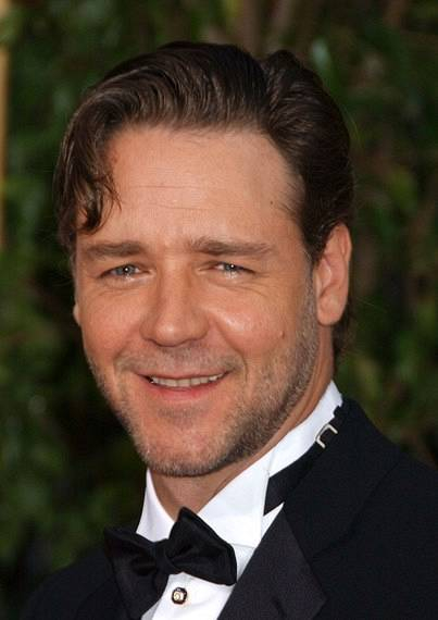 January 16  2006  Beverly Hills  Ca  rRussell Crowe rThe 63rd Annual Golden Globe Awards rHeld At The Beverly Hilton Hotel r   Tammie Arroyo   AFF-USA COM