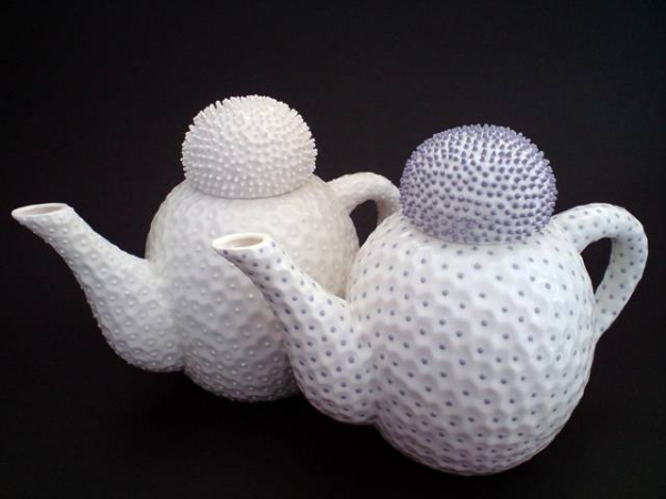 IKUKO-Iwamoto-Nucleolus-pofu-teapots-New-Ashgate-Gallery