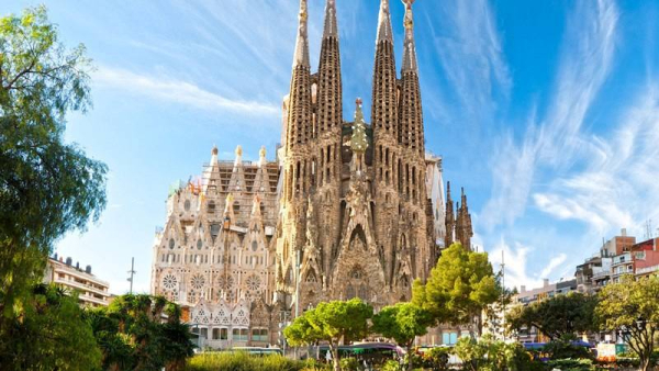 Sagrada Familia 4 970 posts