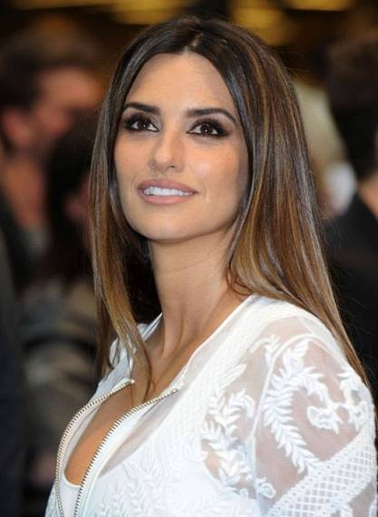  7301022 Penelope Cruz attends a UK Blue carpet premiere for Pirates Of The Caribbean On Stranger Tides on May 12 2011 at Westfield White City London England n nRestriction applies USA ONLY n n Fame Pictures Inc - Santa Monica CA USA - 1 3