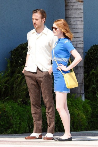 Emma-Stone-Ryan-Gosling-Vogue-20Aug15-Rex b 426x639