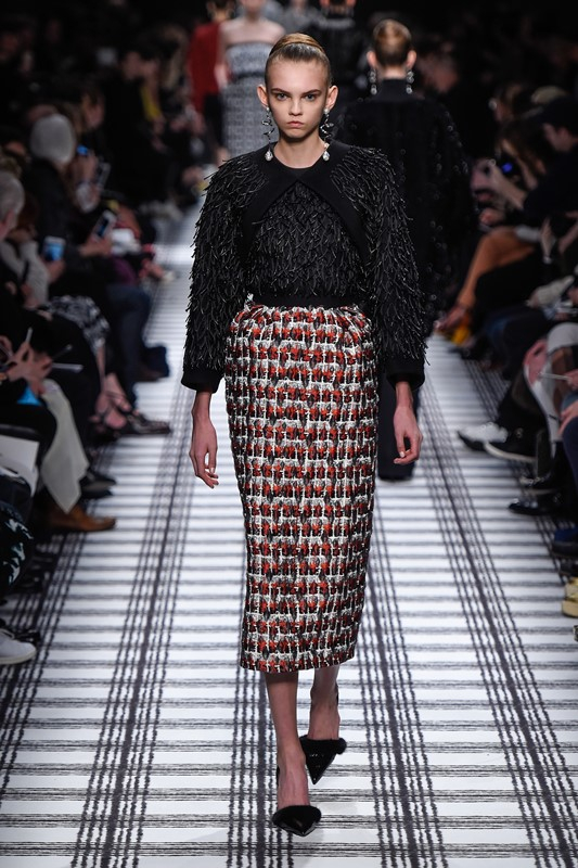 Pixelformula BalenciagaWomenswear Winter 2015 - 2016Ready To Wear Paris