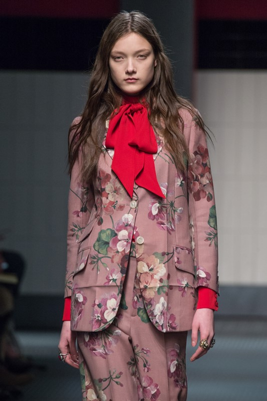 Pixelformula GucciWomenswear Winter 2015 - 2016Ready To Wear Milan
