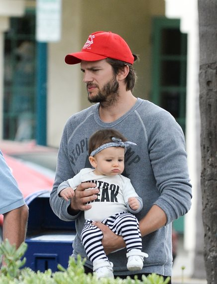 ashton-kutcher-daddy