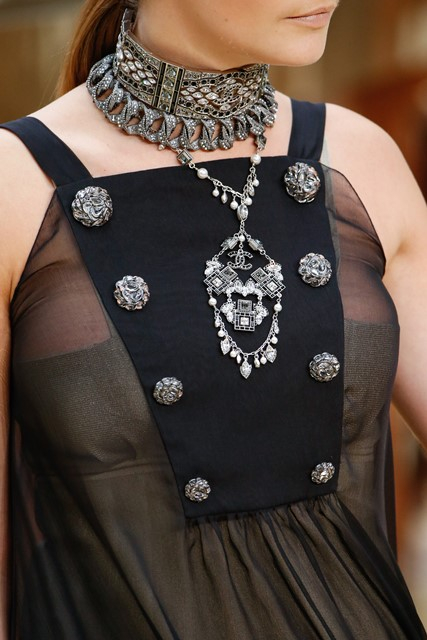 Pixelformula nChanel nWomenswear nWinter 2015 - 2016 nReady To Wear nParis