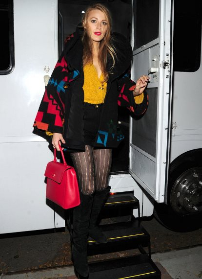 Blake-Lively-Out-Brooklyn-October-2015