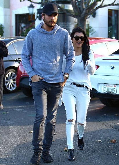  Kourtney Kardashian and Scott Disick