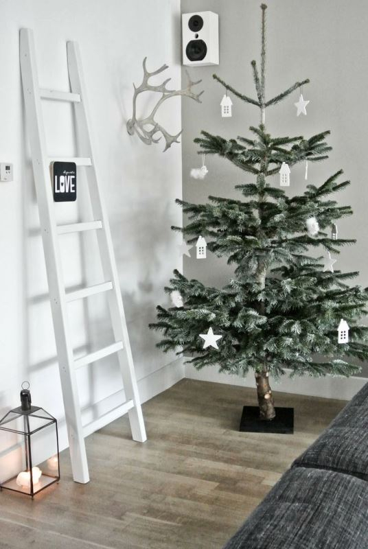 XMAS TREE 4 