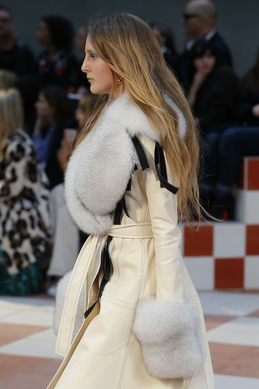 Pixelformula  Womenswear Winter 2015 - 2016 Ready To Wear Paris Celine
