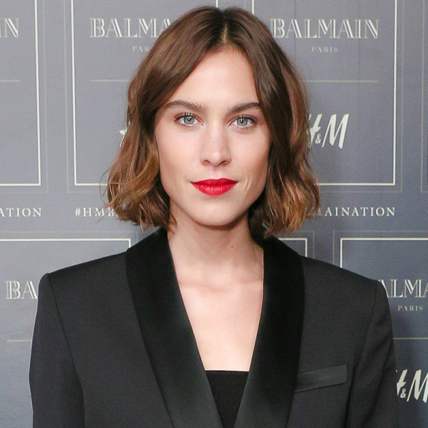 Alexa-chung-red-lipstick-600x600