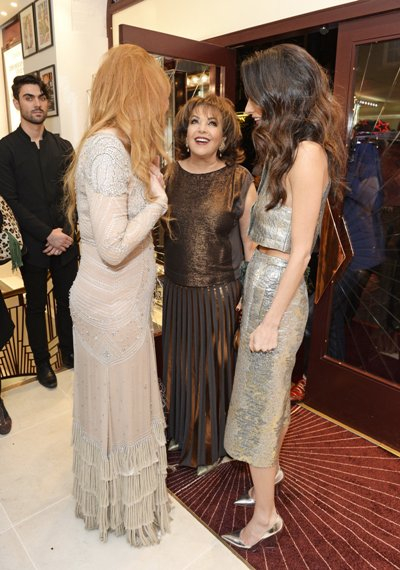 Amal-Clooney-Charlotte-Tilbury-Naughty-Christmas-Party 2 