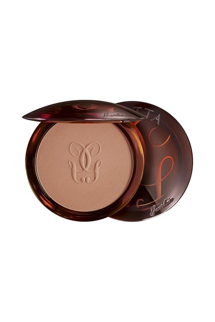 Guerlin-Moisturising-Bronzing-Powder-Bronzers-Vogue-14March16 b 426x639