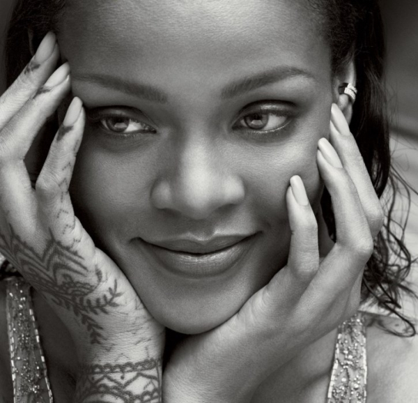 Rihanna-2-1
