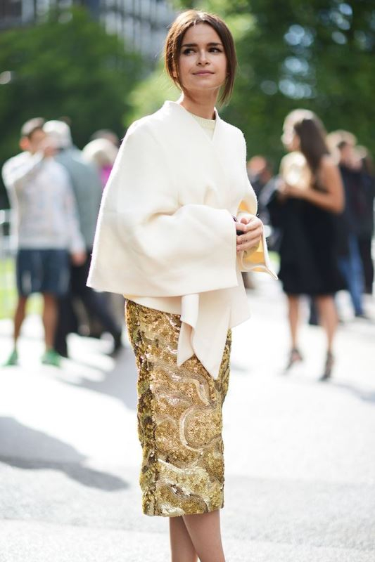 6 -embellished-gold-skirt-with-avant-garde-top