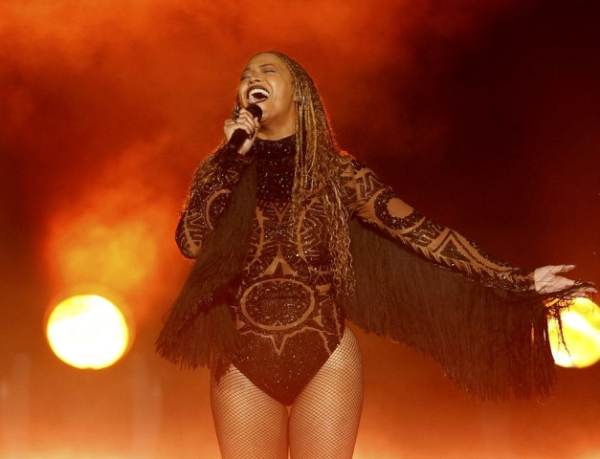BEYONCE2