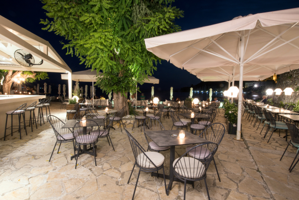 Imabari Seaside Lounge Bar   Resto   night place   5 