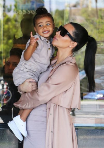 Kim-Kardashian-North-West-.jpg