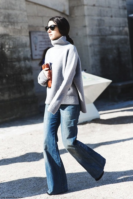 3-le-fashion-blog-9-ways-to-wear-flared-jeans-wide-leg-denim-street-style-grey-sweater-via-collage-vintage