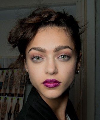 your-beauty-first-50-shades-of-purple-purple-lipstick-lips-beauty-model