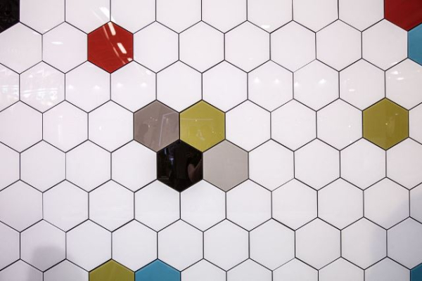 honey-wall-ka