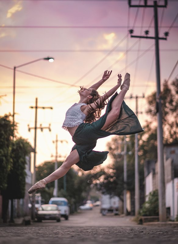 urban-ballet-dancers-mexico-city-omar-robles-20-5832b8a1deafb-700.jpg