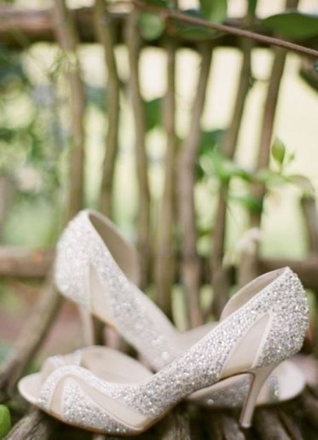 wedding-shoes-17