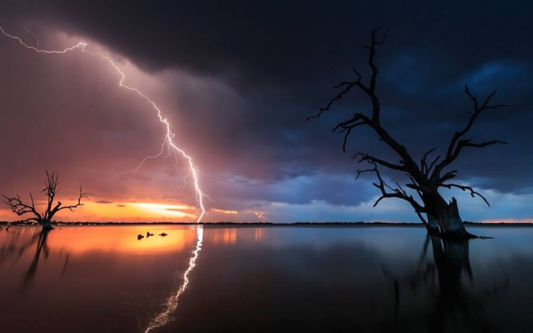 omorfesphoto-r.jpg