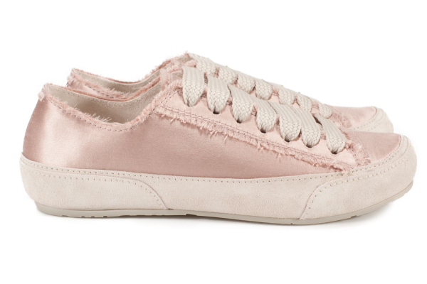 Ροζ sneakers, Pedro Garcia