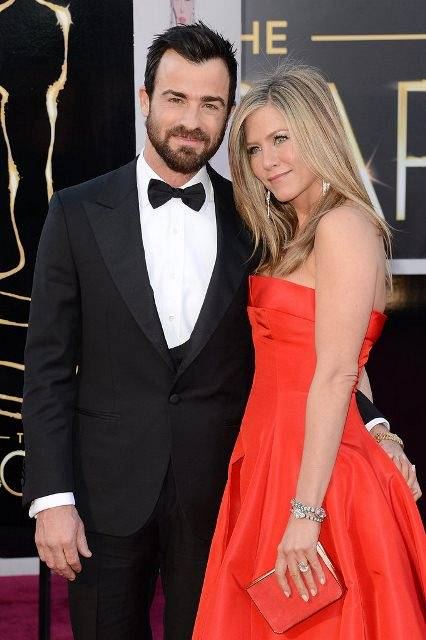 Jen-Justin-were-picture-perfect-love-Oscars-red.jpg