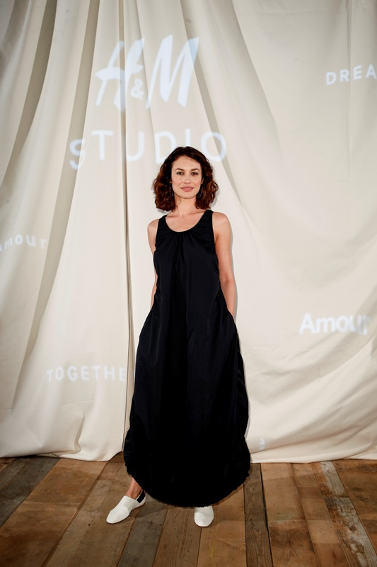 hm-studio-ss17-olga-kurylenko-wearing-hm.JPG
