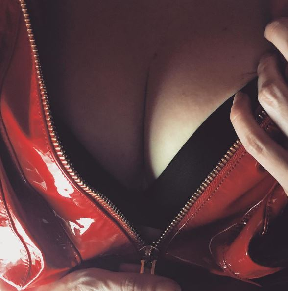 larastone-k.JPG