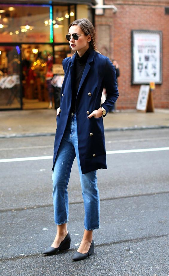 Η τέλεια εφαρμογή. Συχνά τα όρια ανάμεσα σε oversized και απλά «φαρδύ» είναι λεπτά, όταν όμως μιλάμε για κομμάτια όπως ένα σακάκι, ένα jacket, ένα υφασμάτινο παντελόνι κτλ, το σωστό tailoring θα μας κάνει να τα αναδείξουμε στο maximum.