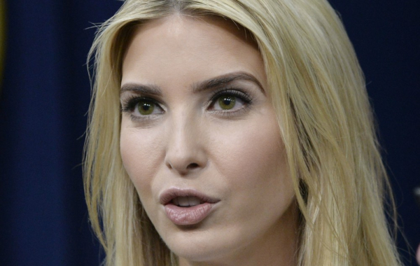 Η αλλαγές στο χρώμα των ματιών της Ivanka Trump