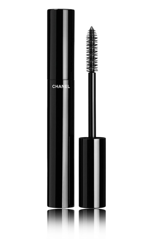 Le volume de chanel waterproof mascara