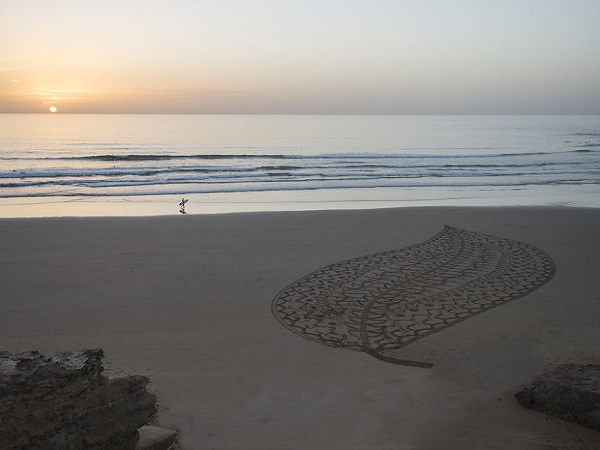 arabic-inspired-beach-art-in-marocco-590197c9197d8-880.jpg