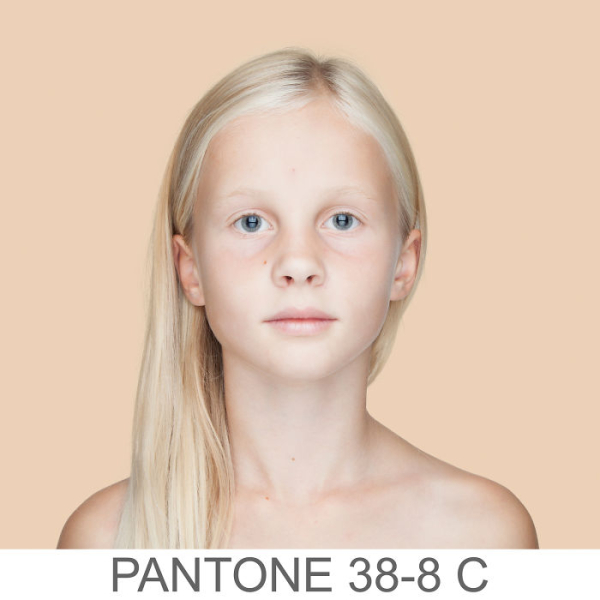 skin-tones-pantone-colors-photo-project-humanae-angelica-dass-208-5908589b44bdd-700.jpg