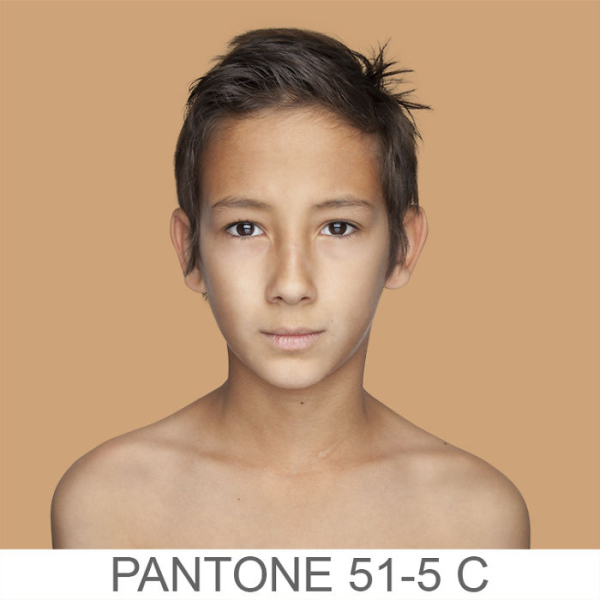 skin-tones-pantone-colors-photo-project-humanae-angelica-dass-46-590856c1821c6-700.jpg