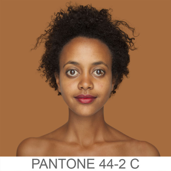 skin-tones-pantone-colors-photo-project-humanae-angelica-dass-89-5908573686974-700.jpg