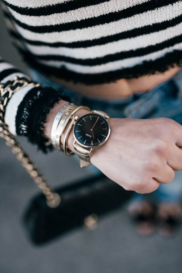 Δημιουργήστε ένα mix&match φορώντας το ρολόι σας μαζί με τα αγαπημένα σας κοσμήματα. 