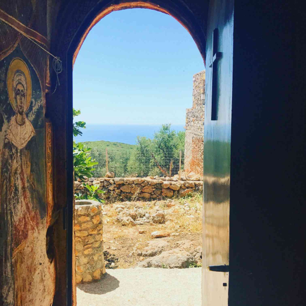 Ο Προφήτης Ηλίας χτίστηκε το 1700.