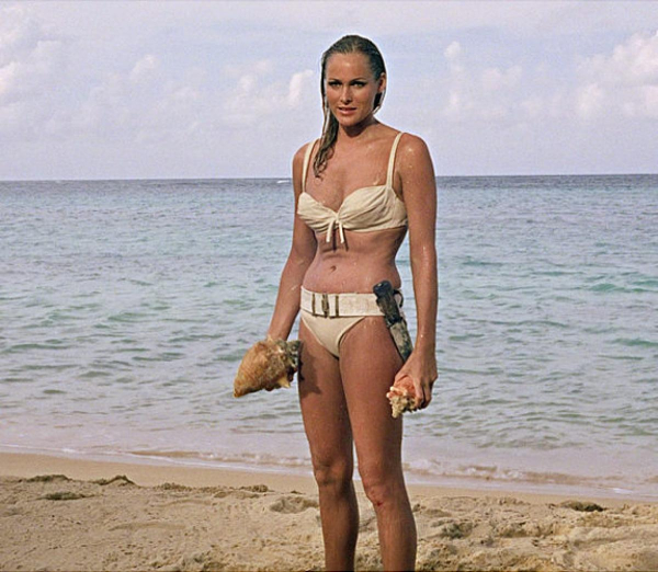 H Ursula Andress στο James Bond (1962)
