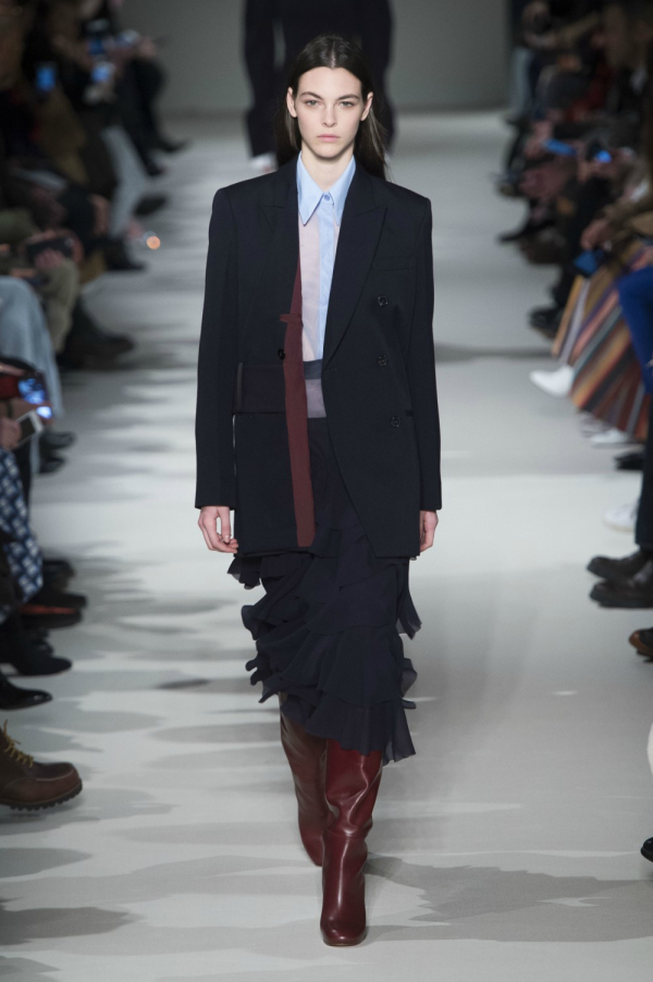 Ποια trends ξεχωρίσαμε στο show της Victoria Beckham στη New York Fashion Week
