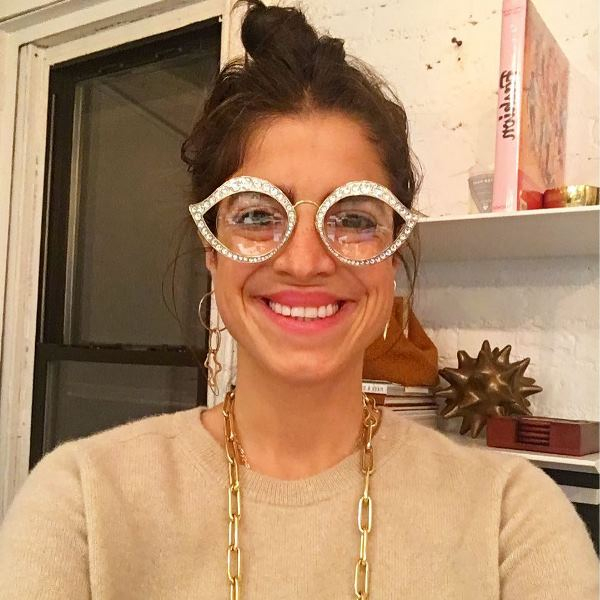 A trendy working girl!