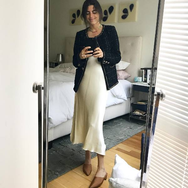 Ατημέλητο χτένισμα με επίσημο outfit.