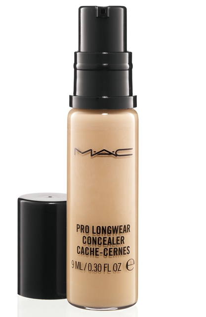 Prolongwear concealer από τη MAC.
