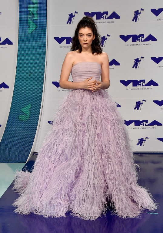 Η Lorde με Monique Lhuillier