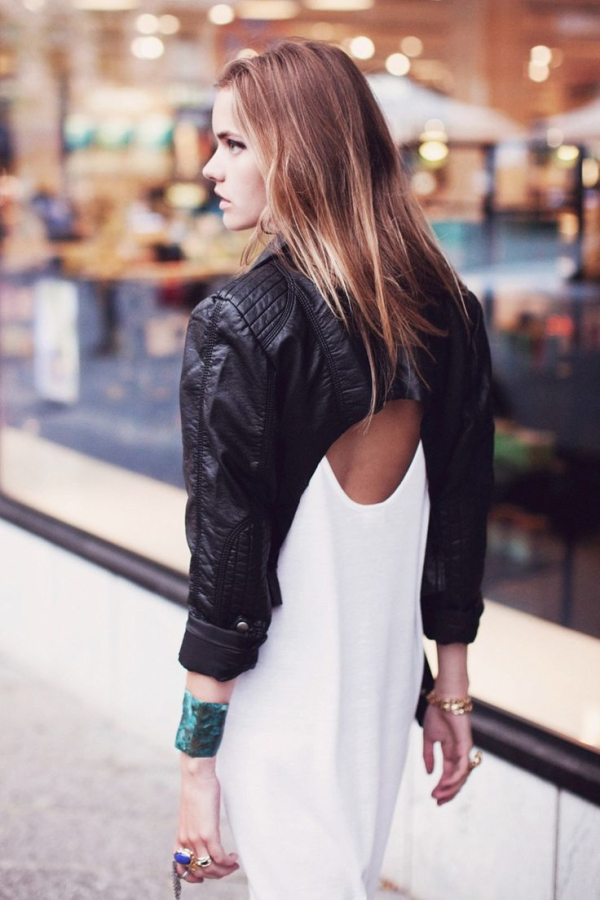 how-to-wear-backless-1.jpg