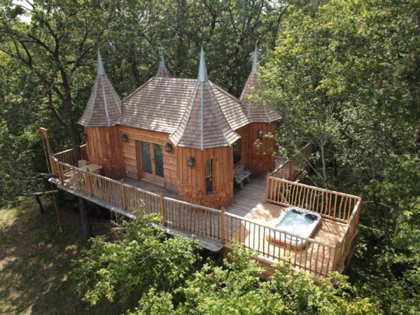 Monbazillac Treehouse in Aquitaine, France