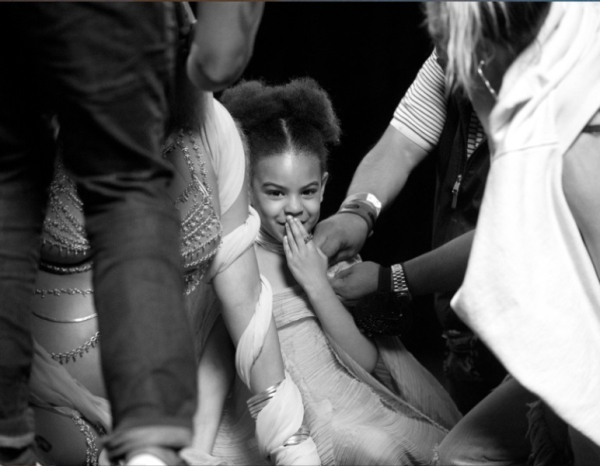 beyonce-grammys-performance-bts-blue-1486955507.jpg