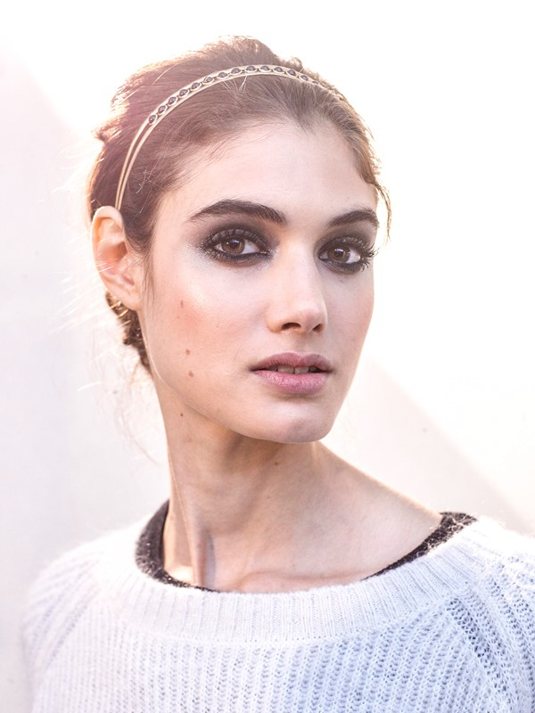 Το highlighter δουλεύετε πάνω από το φυσικό ρουζ.